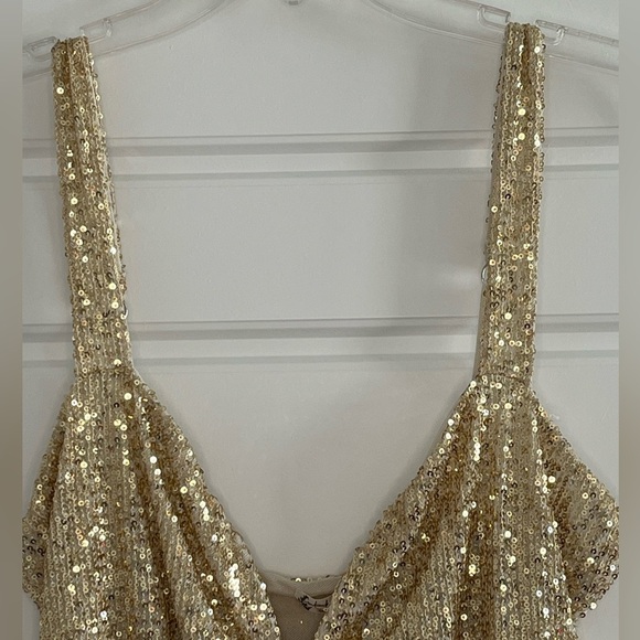 Intimately Free People Sparks Fly Bodysuit Gold Size Large Sequin Metallic NWT - Picture 5 of 12